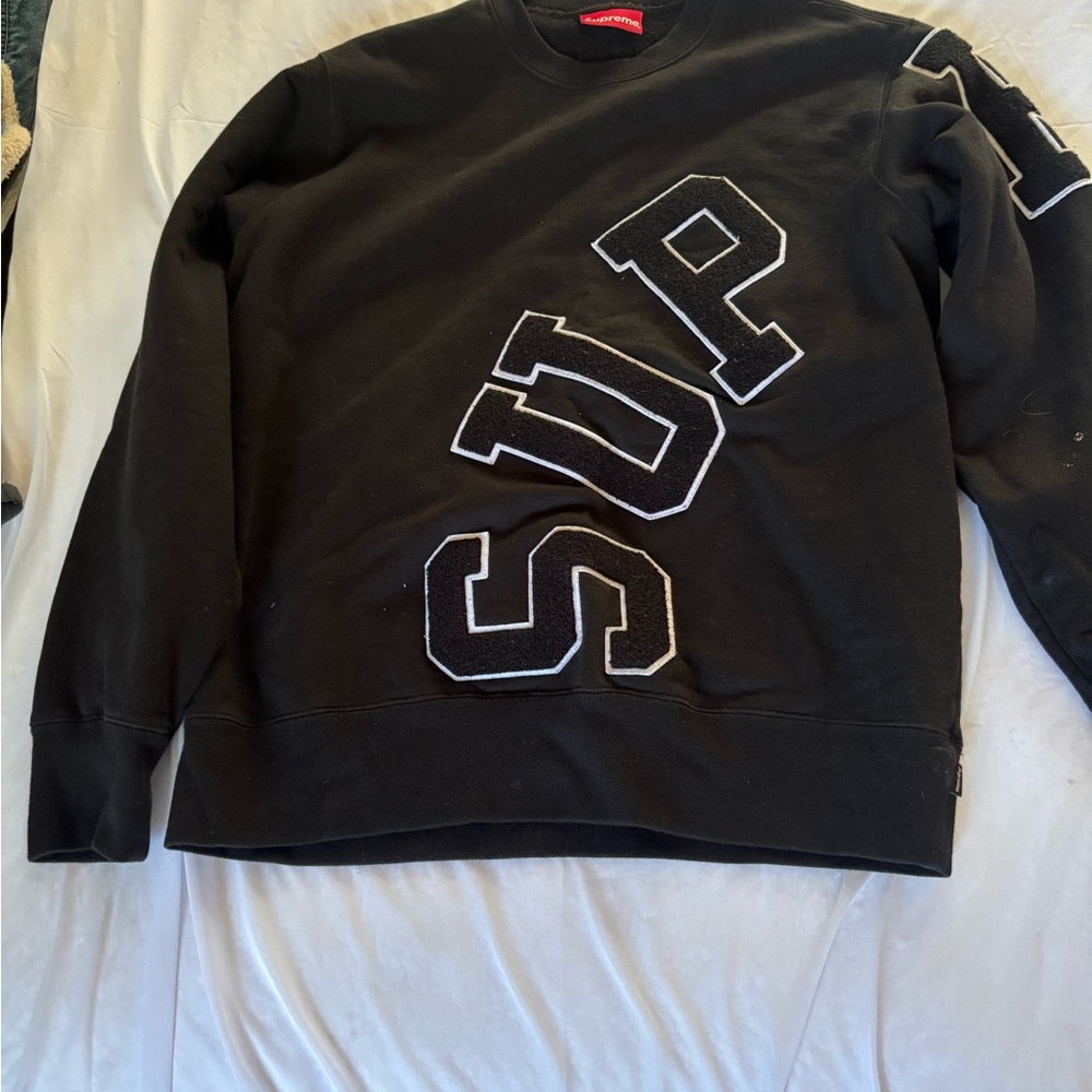 Supreme Black Crewneck Sweater